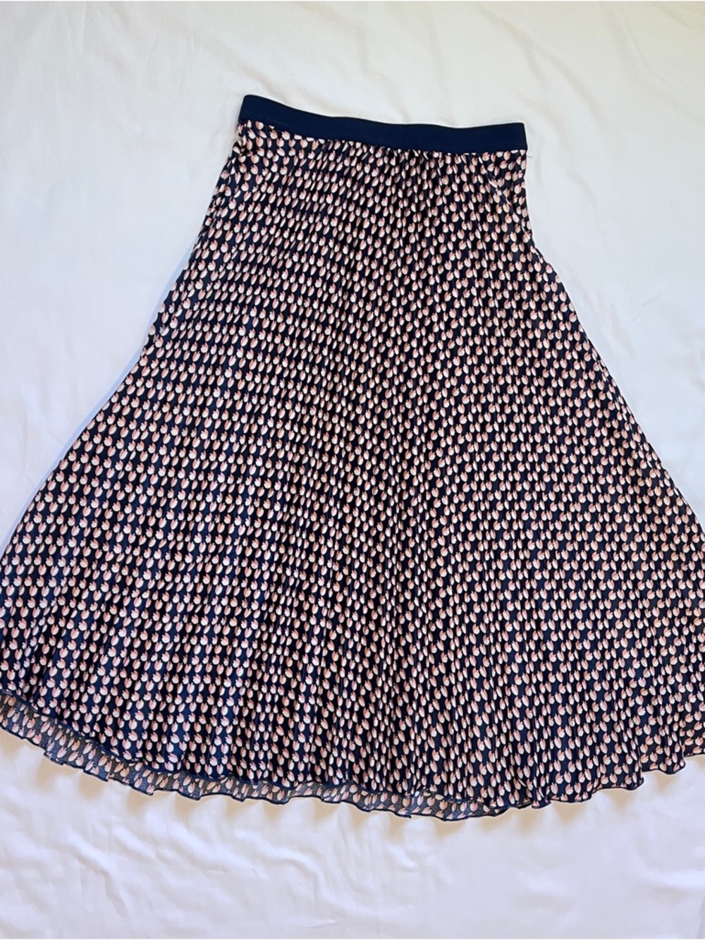 Max Studio Navy Skirt with Pink Teardrop Print